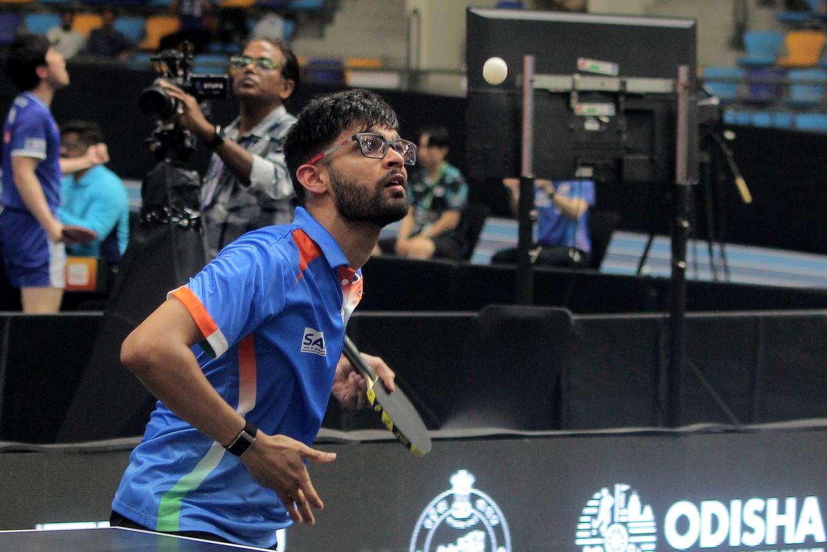 India’s Medal Hopes Over After 3–0 Defeat to Hong Kong