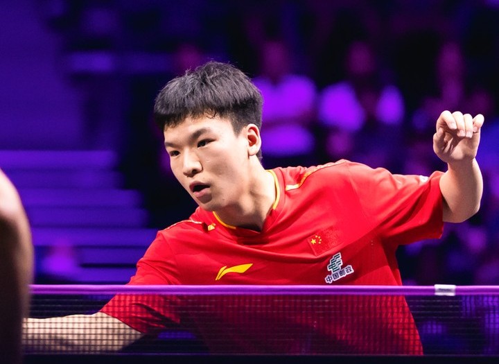 Xiang Peng Stuns Hugo Calderano in China Smash 2025 Quarterfinals